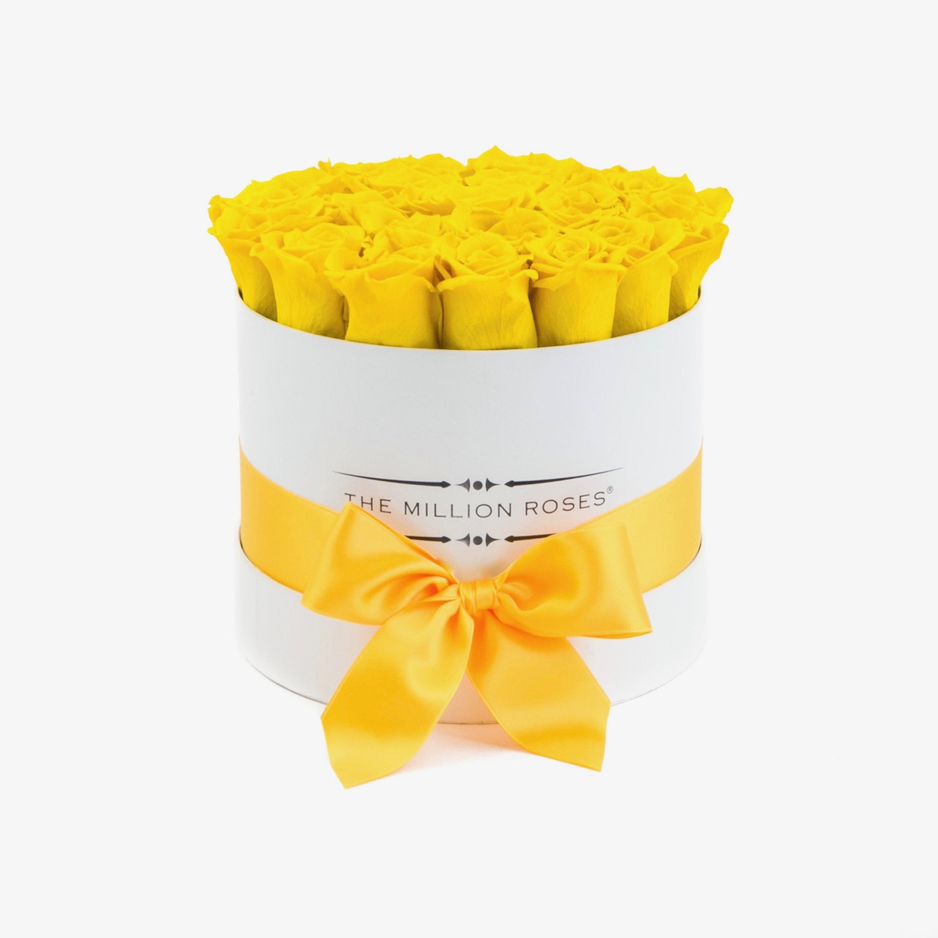 Aranjament floral cu trandafiri naturali galbeni în cutie mică
